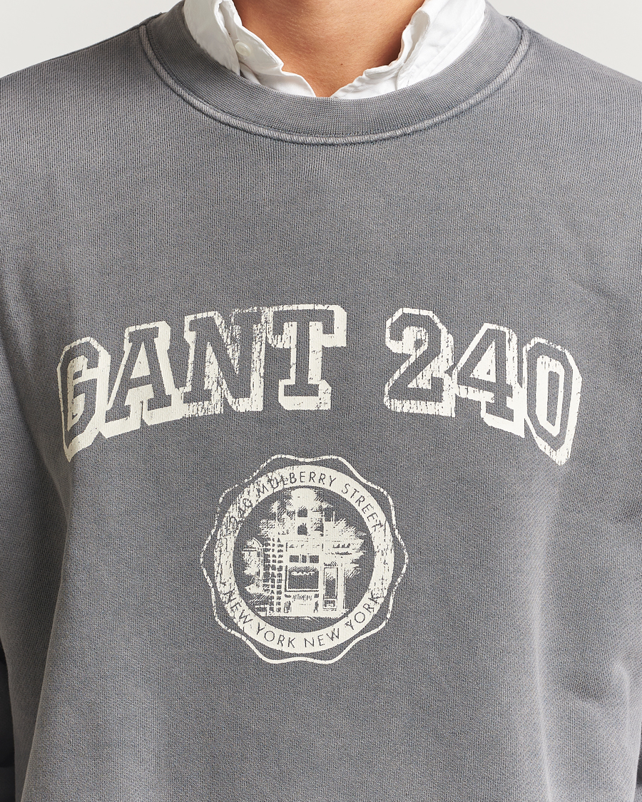 Herren | Pullover | GANT 240 Mulberry Street | Vintage Graphic Crew Neck Sweatshirts Steel Grey