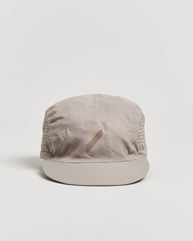 SOAR Running Run Cap Warm Grey – Grau