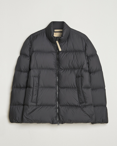 Woolrich Cloud Eagle Puffer Jacket Black – Schwarz