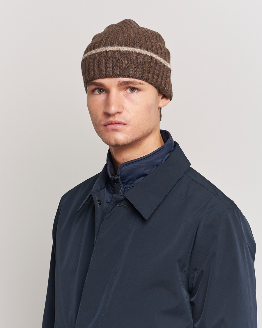 Herren |  | Amanda Christensen | Rib Knitted Cashmere Paspoal Cap Brown Melange