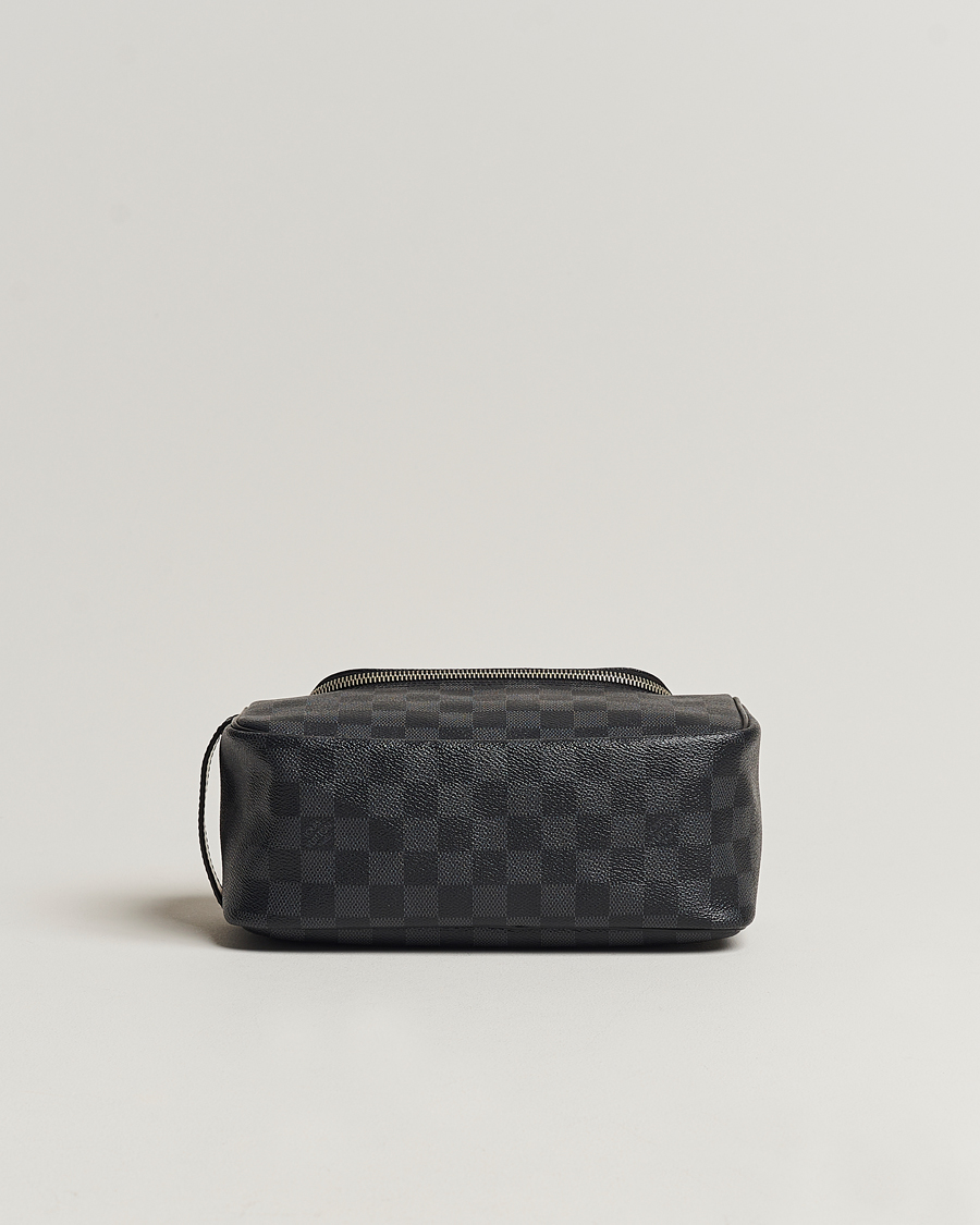 Herren | Louis Vuitton Pre-Owned Toiletry Bag Damier Graphite | Louis Vuitton Pre-Owned | Toiletry Bag Damier Graphite