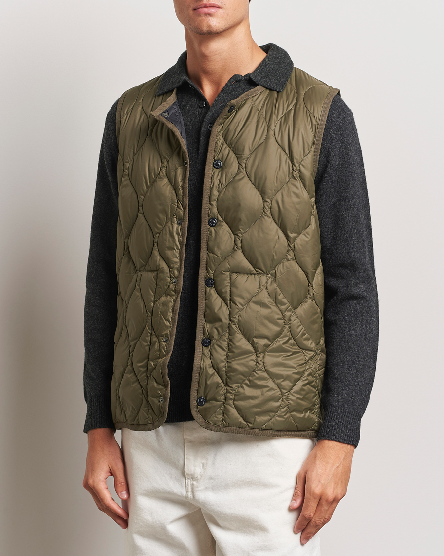 Herren | Jacken | TAION | Military Crew Neck Down Vest Dark Olive