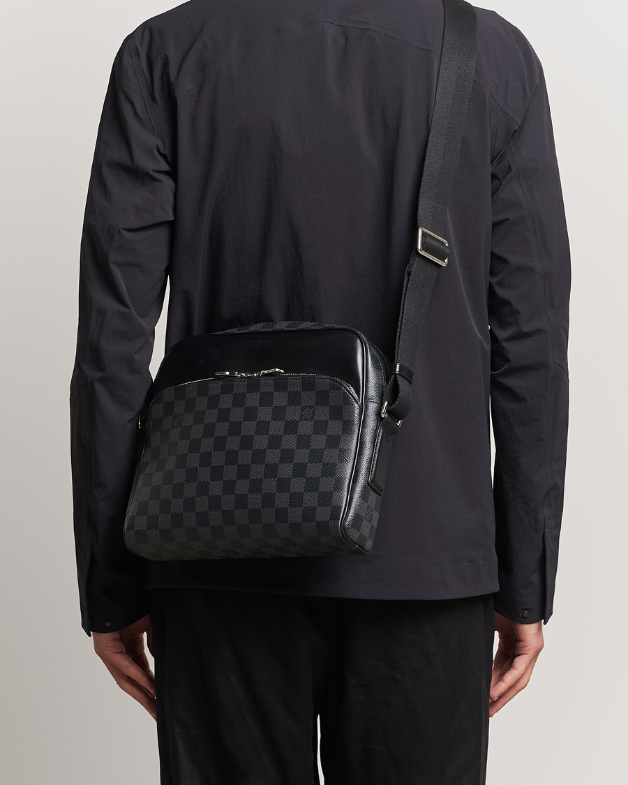 Herren |  | Louis Vuitton Pre-Owned | Dayton Reporter MM Damier Graphite 