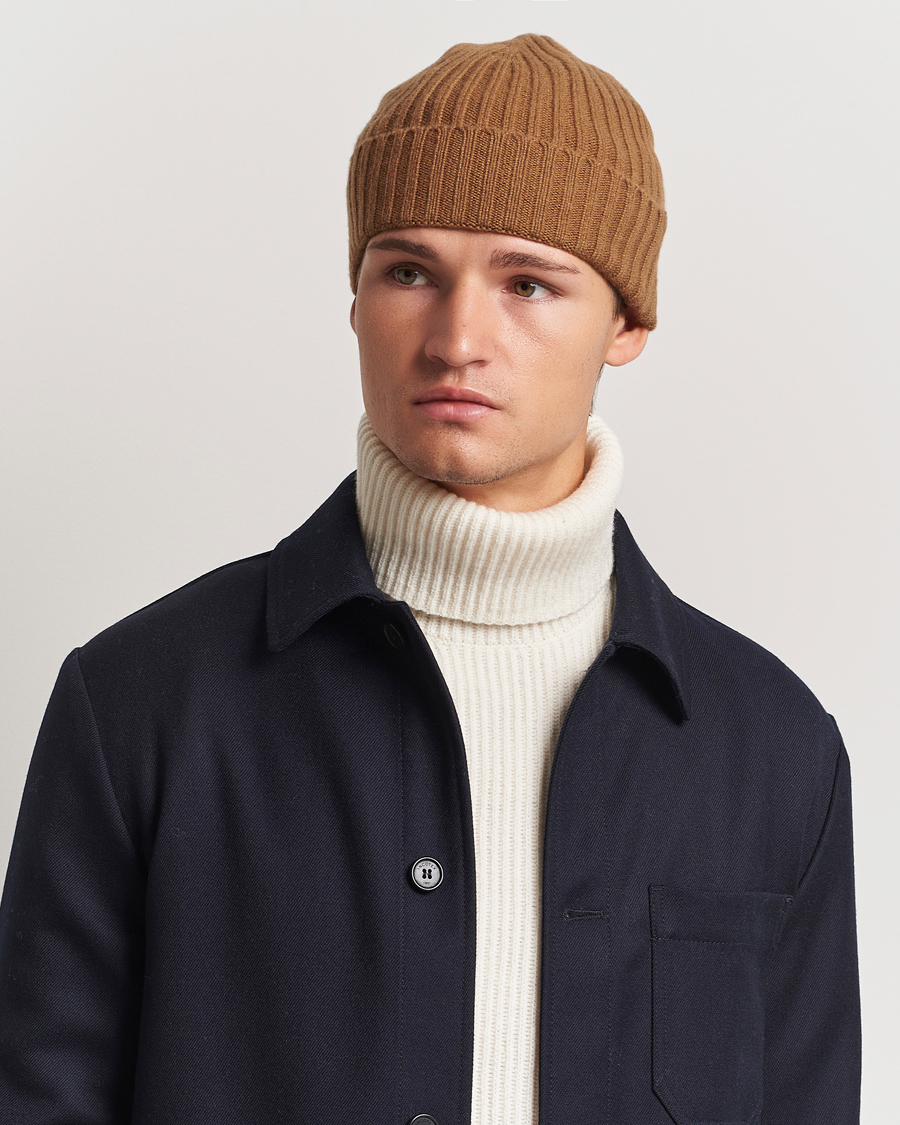 Herren |  | Amanda Christensen | Rib Knitted Cashmere Cap Nougat