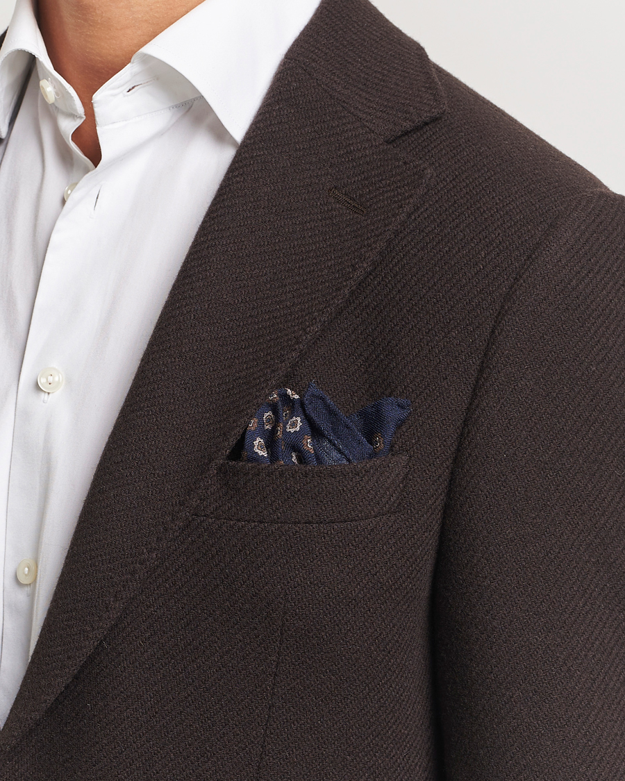 Herren |  | Amanda Christensen | Wool Flannel Printed Flower Pocket Square Navy