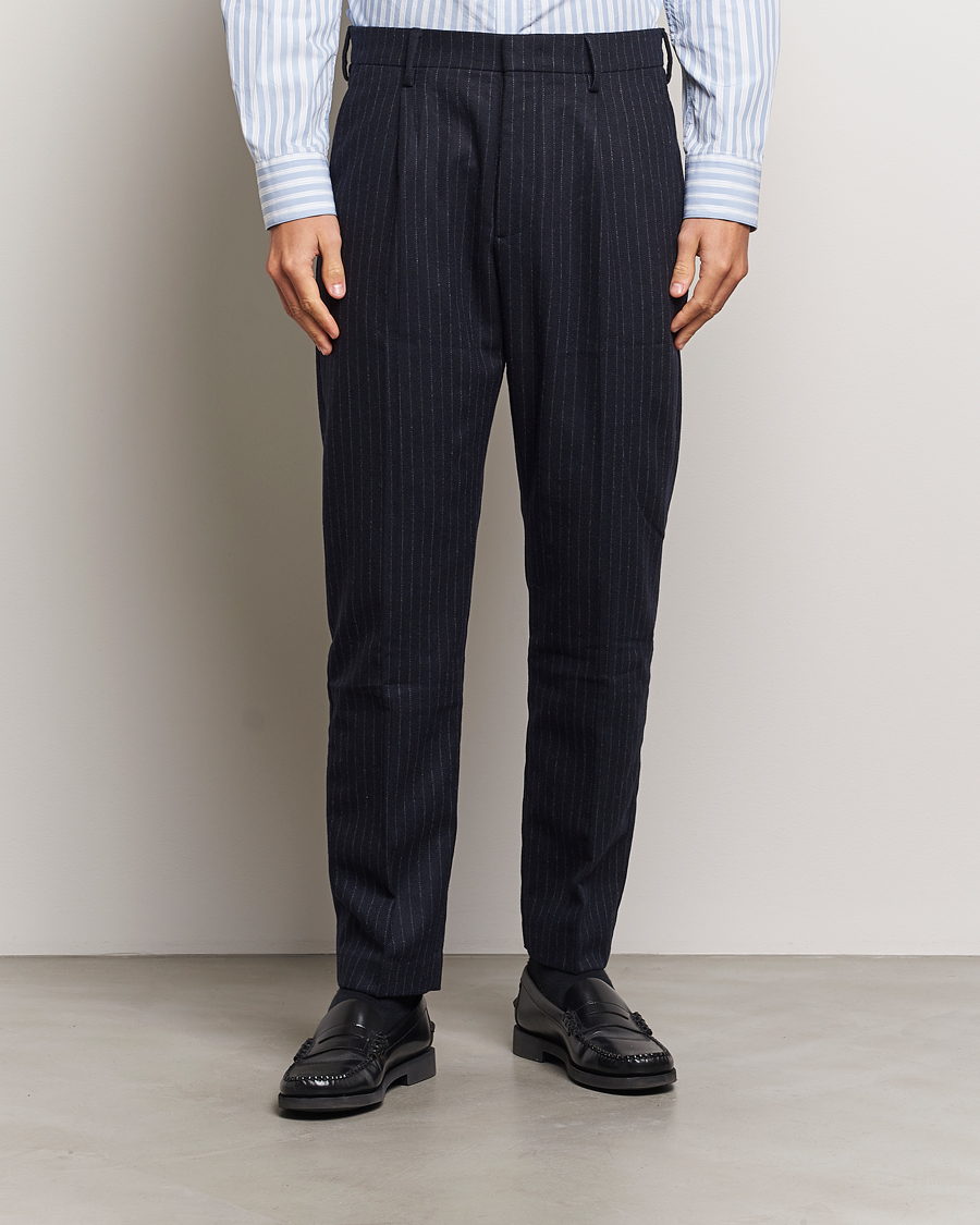 Herren | Hosen | NN07 | Bill Wool Pleated Trousers Navy Blue Pinstripe