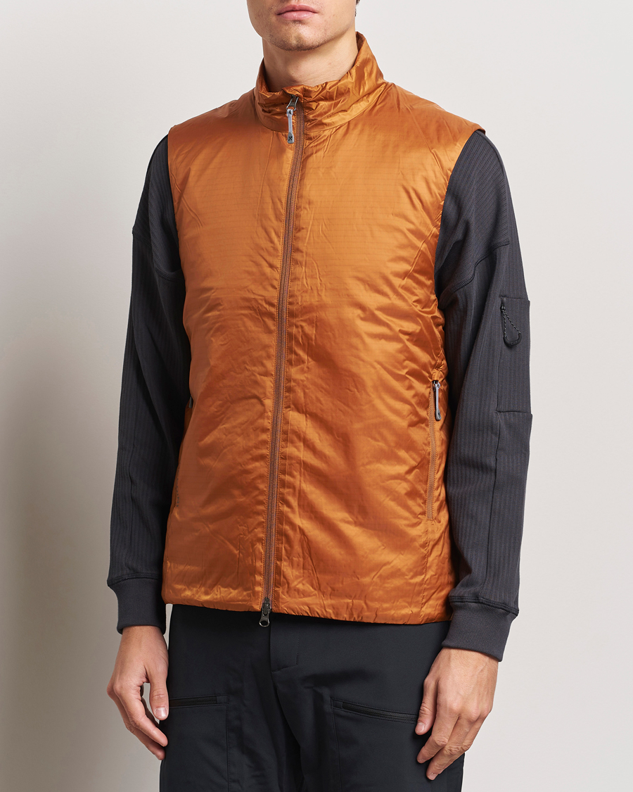 Herren |  | Houdini | Dunfri Primaloft Padded Vest Rust Brown