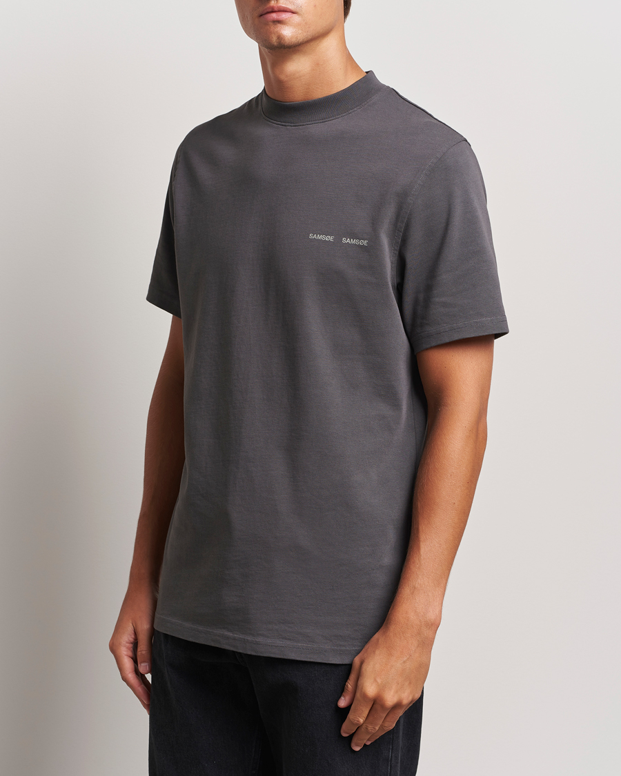 Herren |  | Samsøe Samsøe | Norsbro Organic Cotton T-Shirt Volcanic Ash