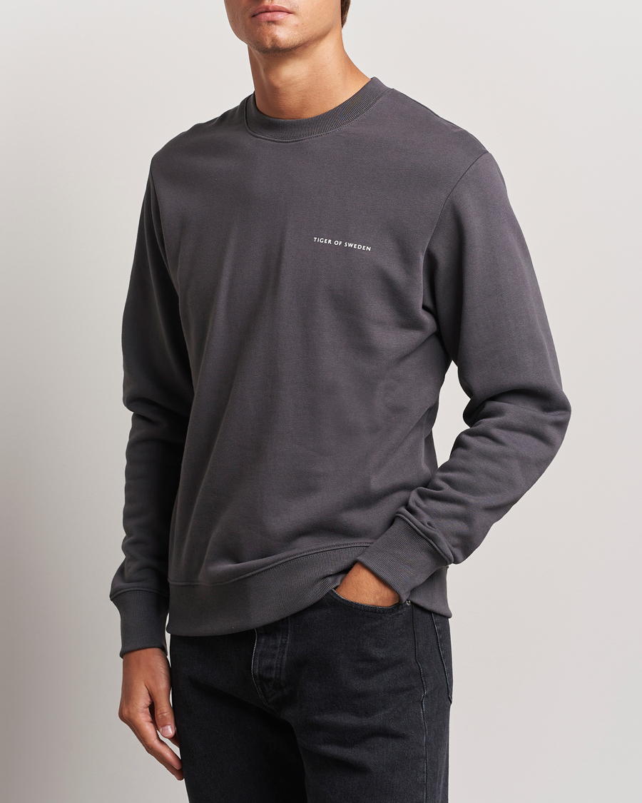 Herren |  | Tiger of Sweden | Emerson Crew Neck Sweatshirt Charcoal