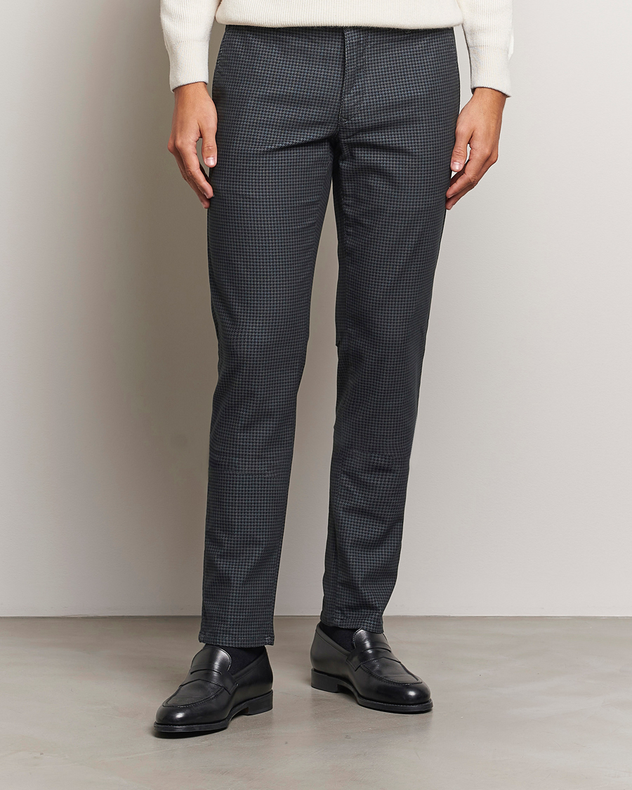 Herren |  | Incotex | Slim Fit Houndstooth Cotton Pants Dark Grey