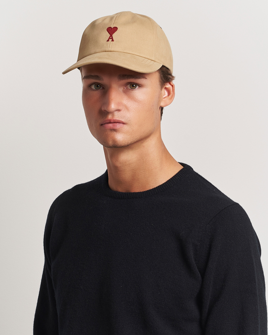 Herren |  | AMI | Heart Logo Cap Sand