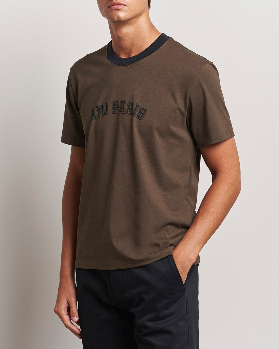 Herren |  | AMI | Paris Logo T-Shirt Dark Coffee