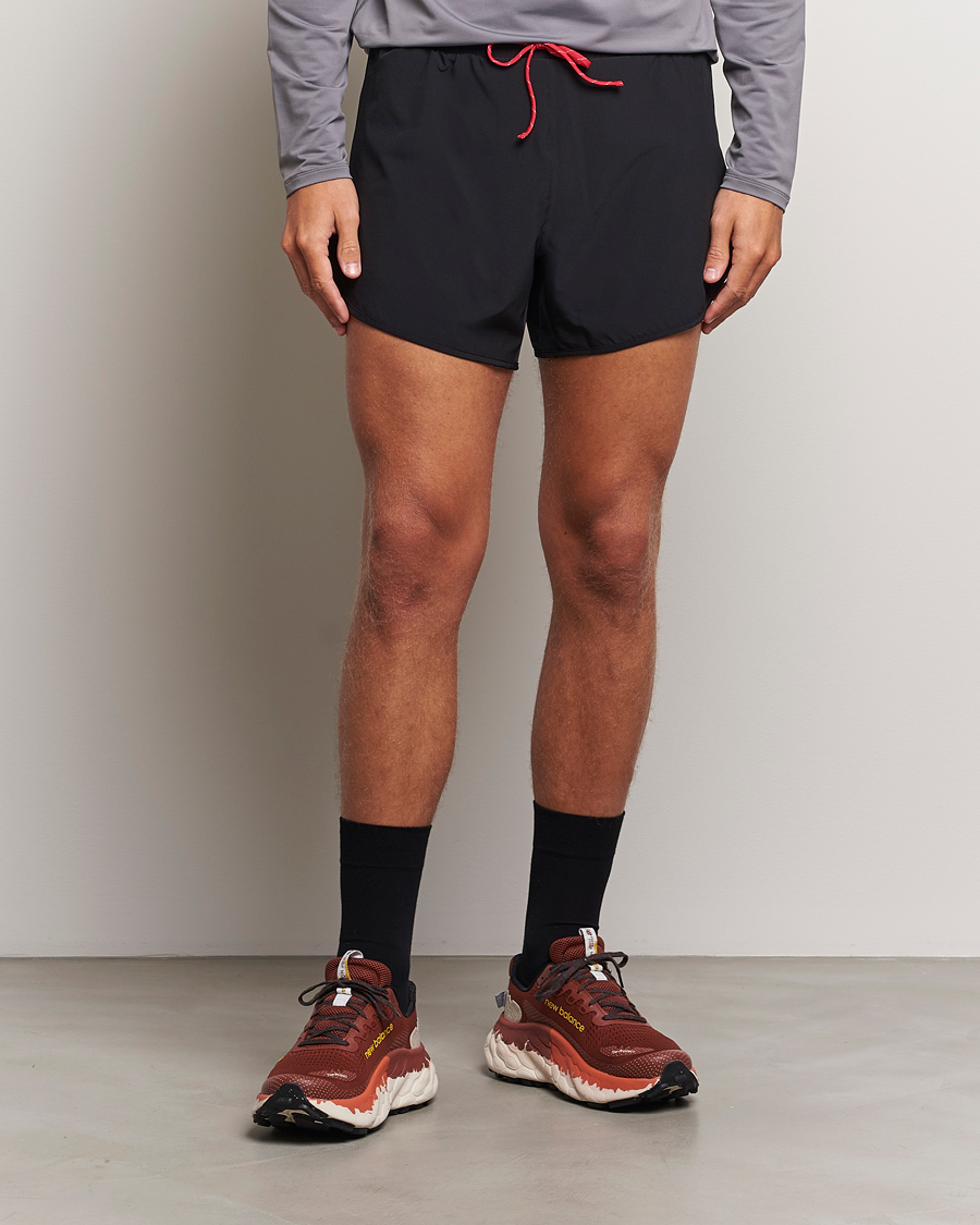 Herren | Shorts | District Vision | 5 Inch Training Shorts Black