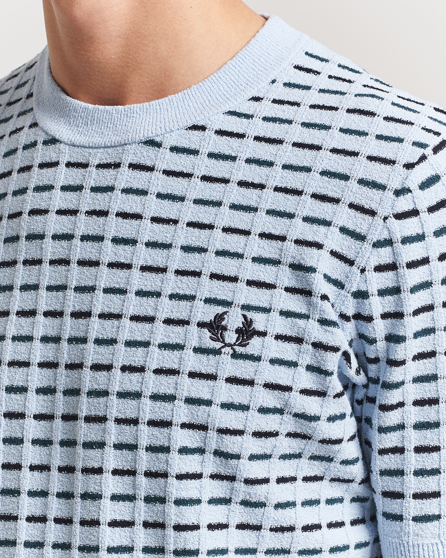 Herren | T-Shirts | Fred Perry | Bouclé Ribbed Knitted T-Shirt Light Smoke